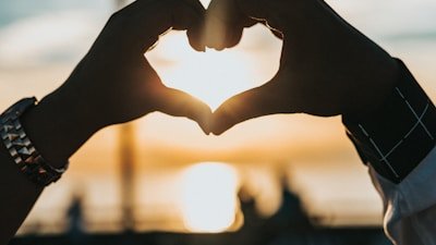 爆料51网：网红情侣分手撕逼全记录，男方出轨证据曝光